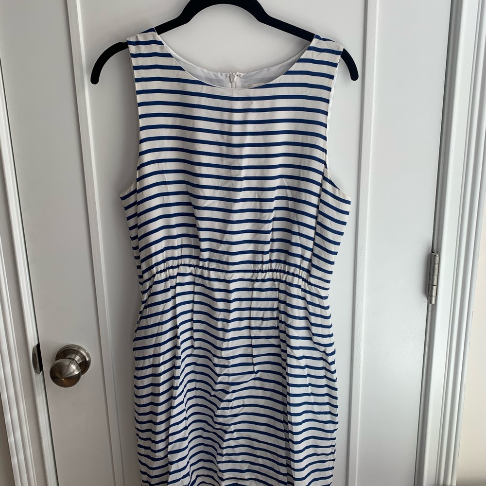 Jcrew deck Dee dress, white and navy.